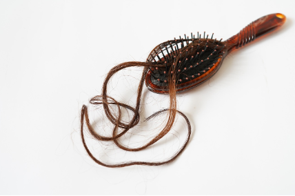 피부와 탈모로 먼저 나타나는 호르몬 이상 징후