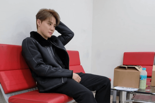 김준수 사진