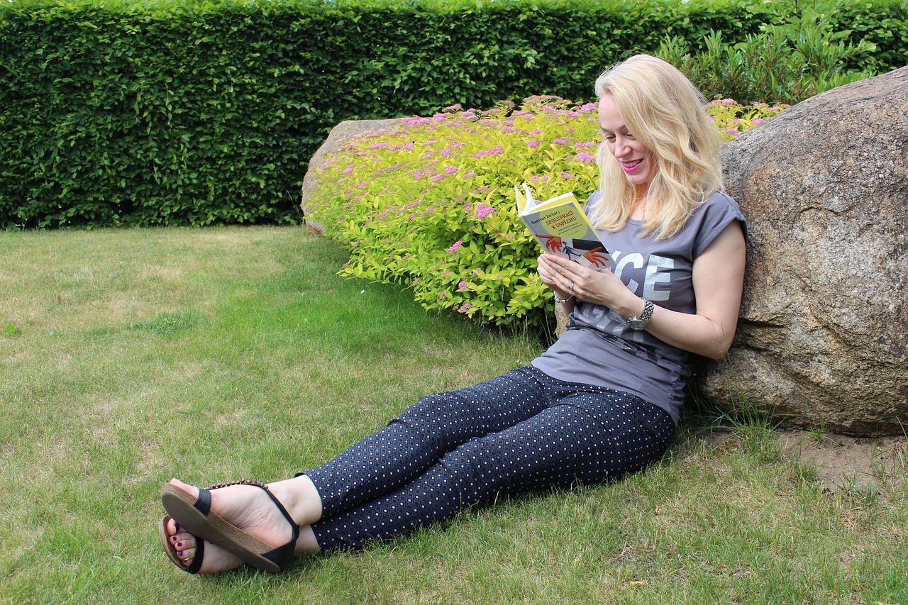 peaceful reading 관련 사진