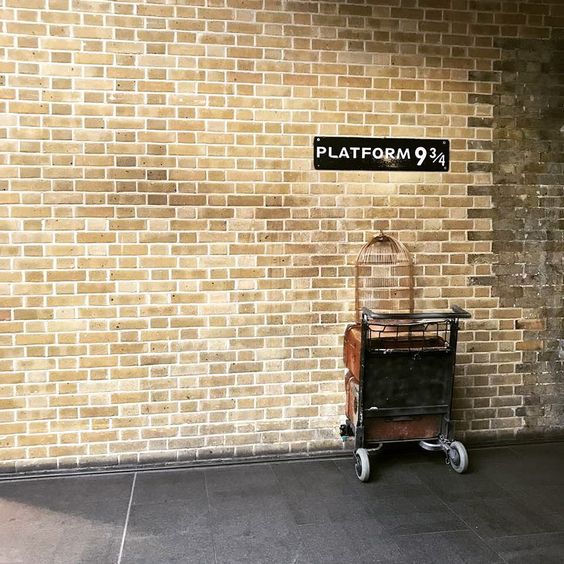 9와 4분의 3 승강장