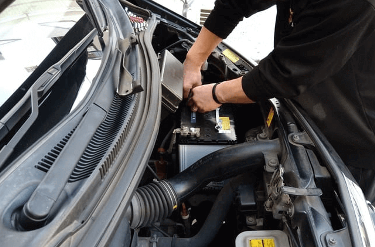 자동차 배터리 교체방법