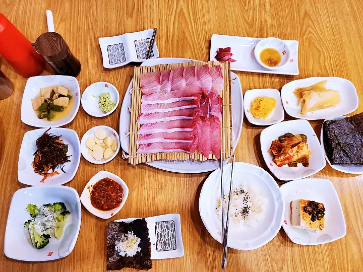 제주 횟집 방어회 대방어 돼지방어 겨울 제철 지금이 딱 맛집 추천