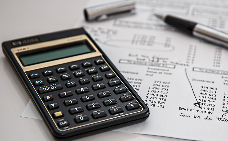 보험금과 계산기