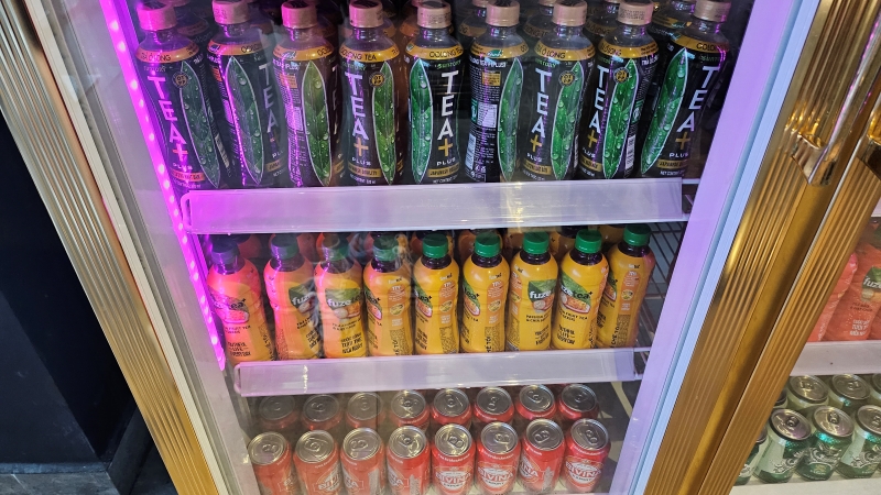 선토리 우롱티