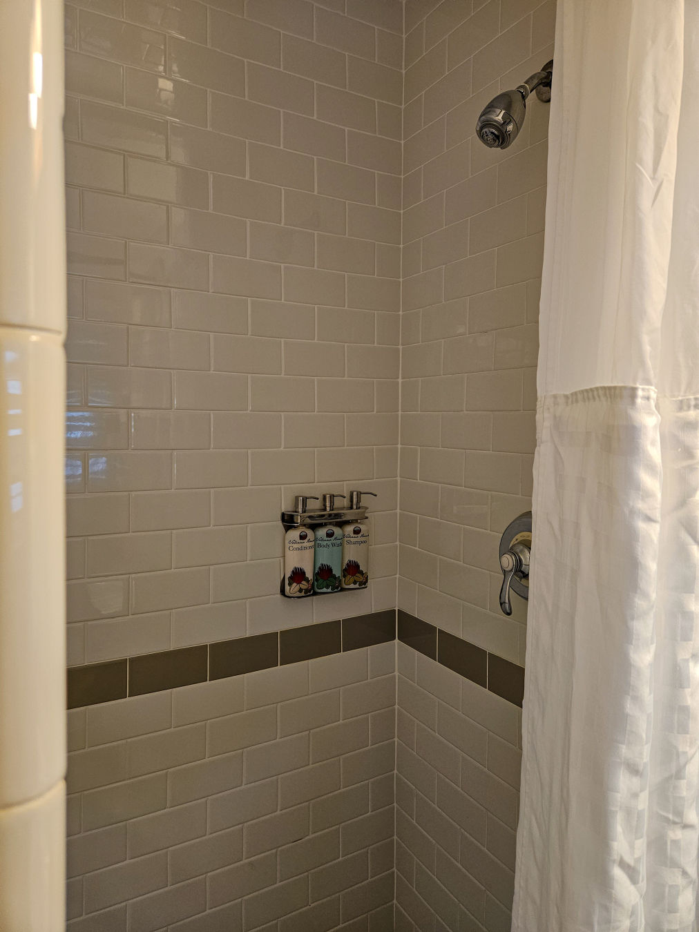 볼케이노 하우스 샤워실