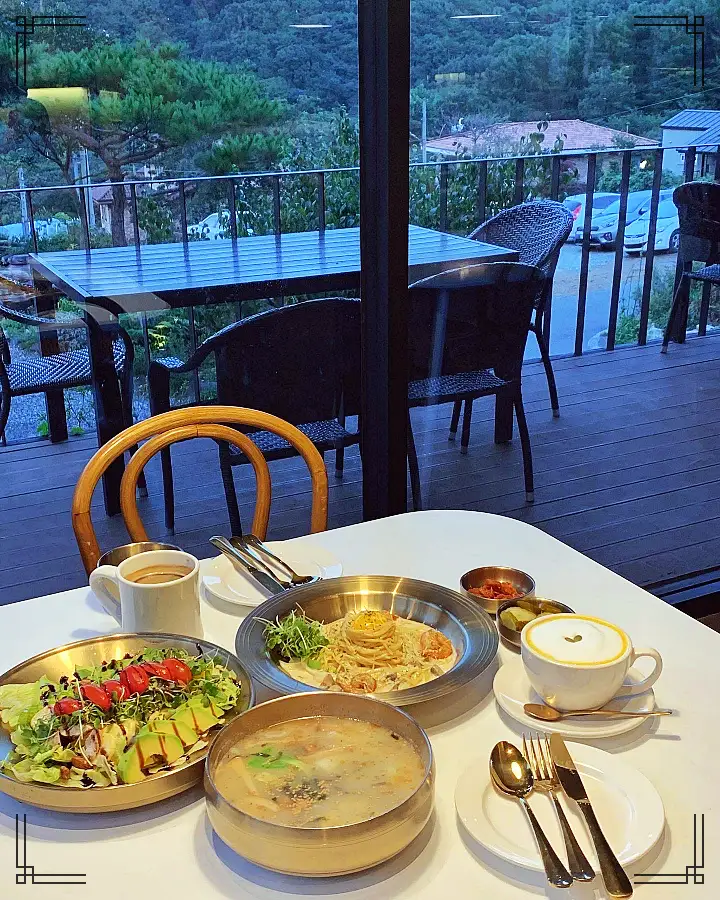 생방송오늘저녁 대추차 & 자연 송이 버섯 떡국 겨울 절경 사찰 개조 절 브런치 카페 공주 계룡산 맛집 추천