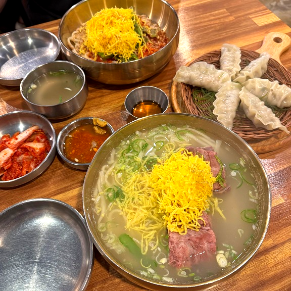 파주 교하제면소 인기 메뉴 한상차림
