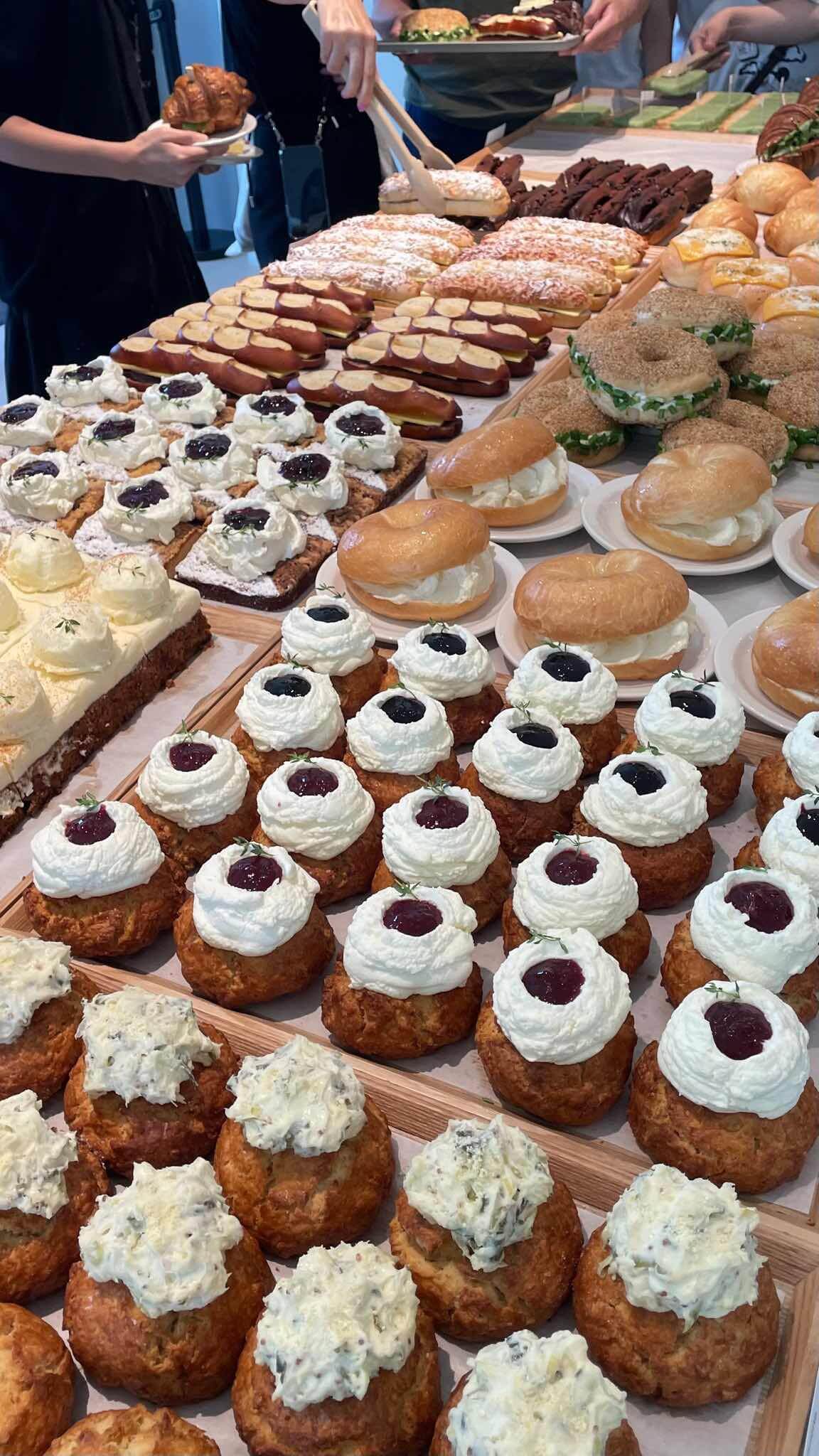 손흥민 카페 인필드