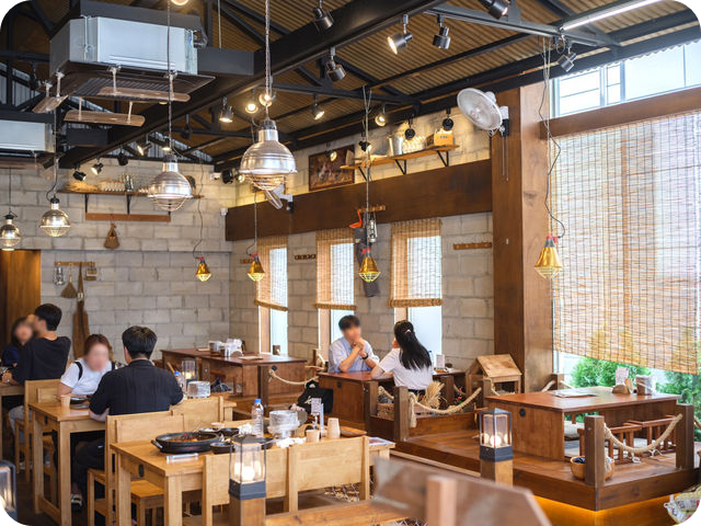 부산 광안리 돌닭 이미지 / 출처: 트립닷컴