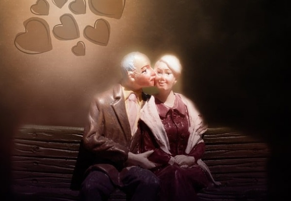 노부부 이미지 [사진=픽사베이]