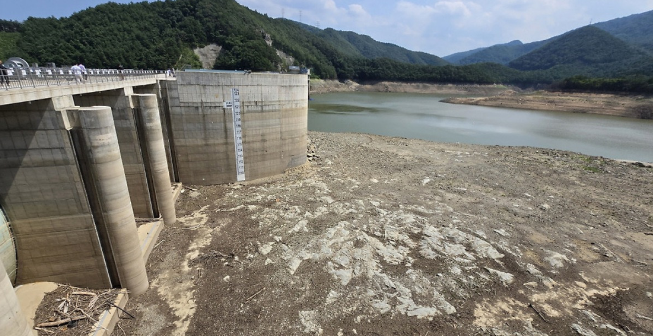 2025년 강릉 가뭄으로 메마른 오봉저수지 (출처: 대한민국 대통령실)