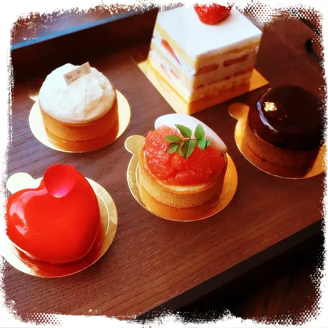 놀라운토요일-놀토-제199회-강다니엘-채수빈-장미-마카롱-디저트-이스파한-대전-괴정동-한민시장-맛집-02