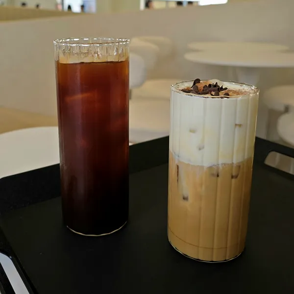 커피 두잔