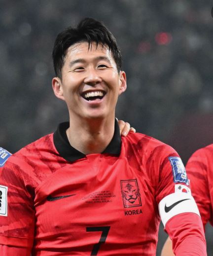 손흥민 멀티골 토트넘 주장 골