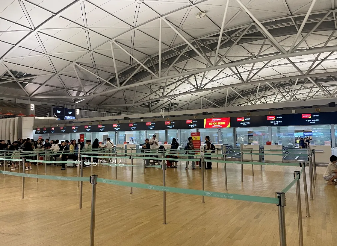 인천공항-출국장-혼잡도-확인하는-방법,-스마트패스-등록했지만-사용하지-않은-이유