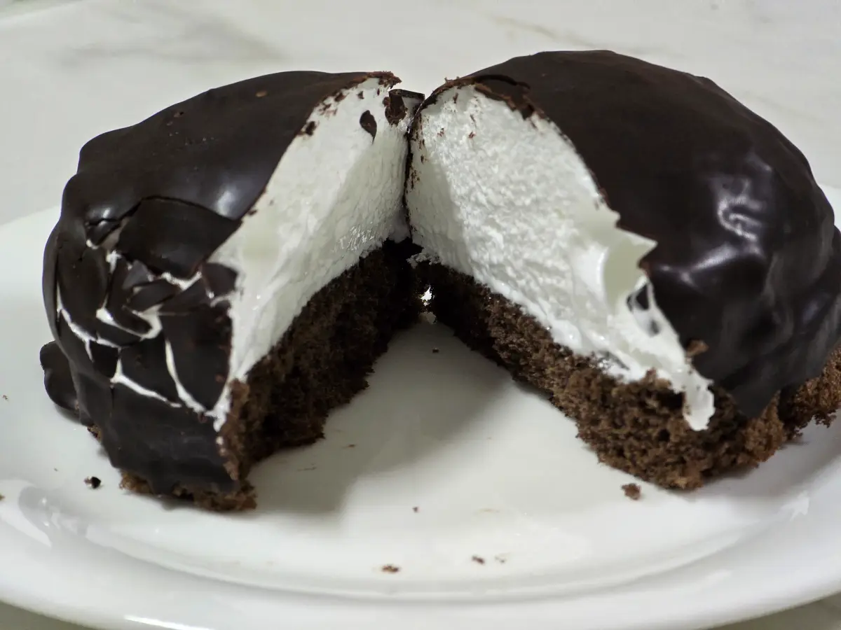 썸네일용 대표이미지(Featured Thumbnail Image): 반으로 가른 초코마시멜로우팡