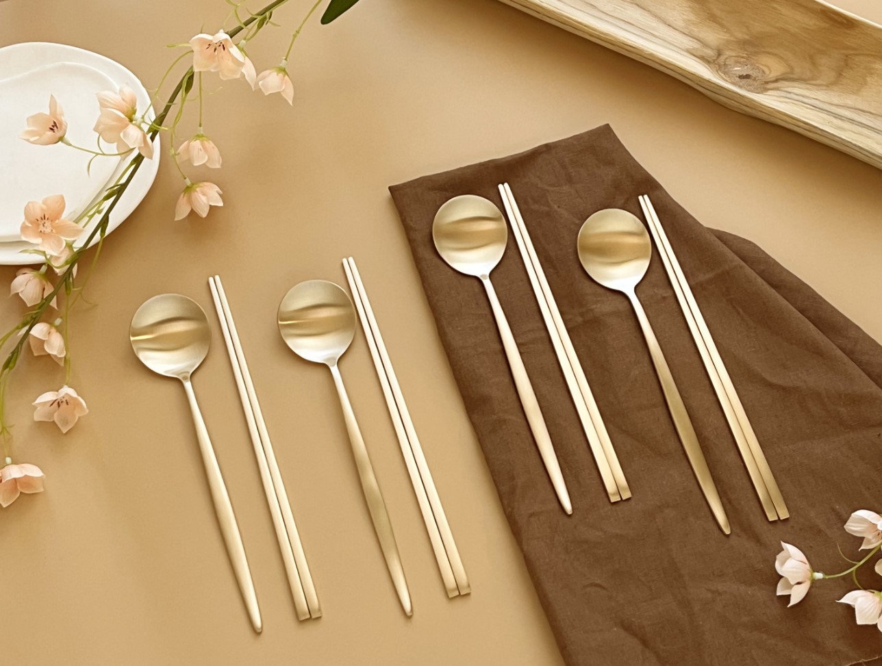 환갑-답례품-추천-유기수저세트