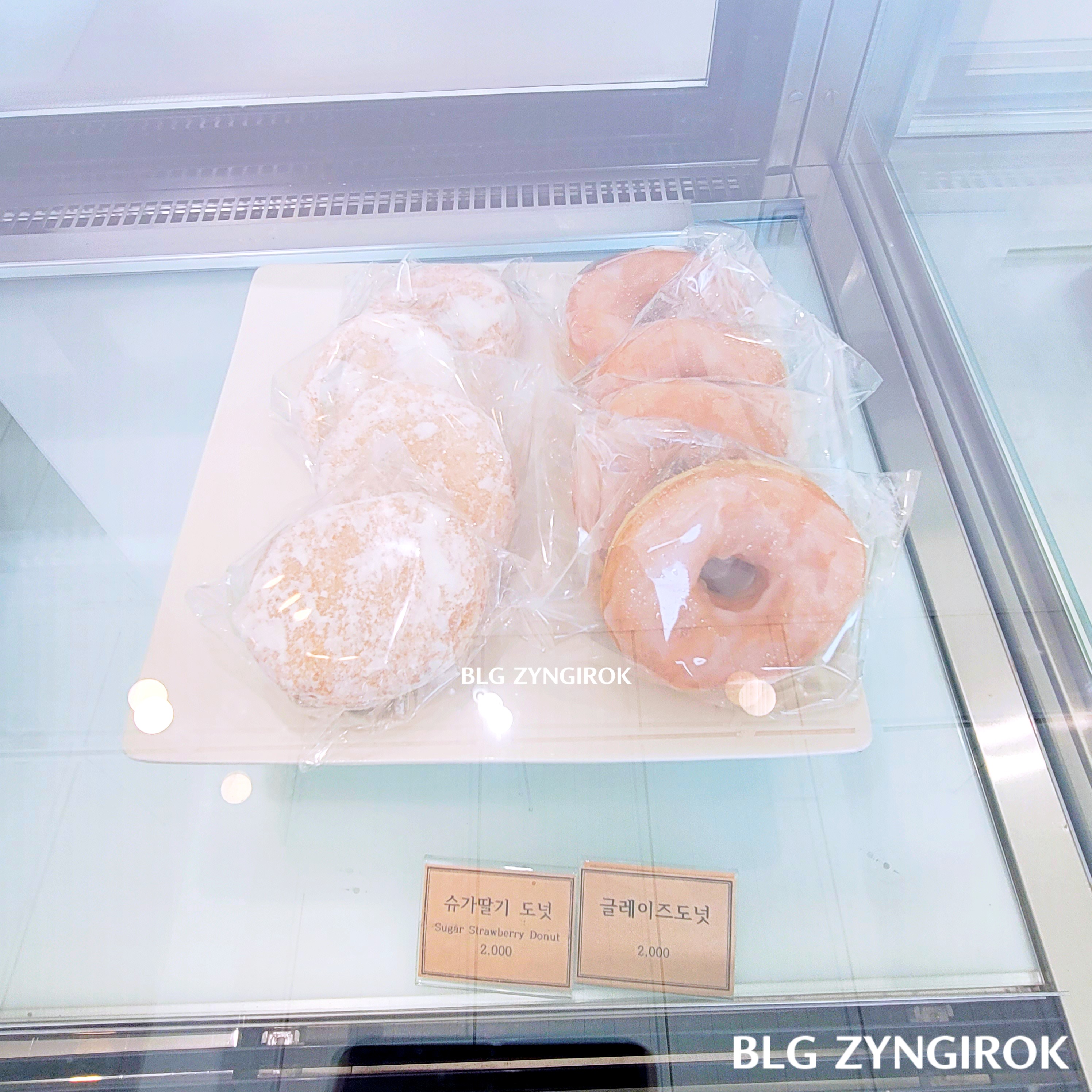 양주 카페 닛다 내부 - 디저트 메뉴 모습이다.