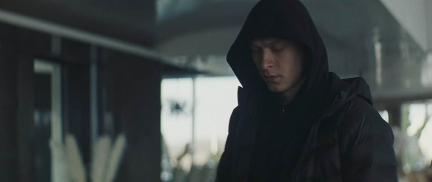 영화 '아노라' (Anora) 리뷰 - 강렬한 스토리와 현실적인 로맨스!