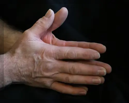 노인냄새&amp;#44; 어떻게 없애지? 실생활에서 바로 실천할 관리법