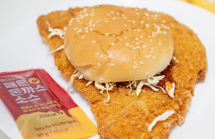 롯데리아-돈까스버거,-매운왕돈까스버거