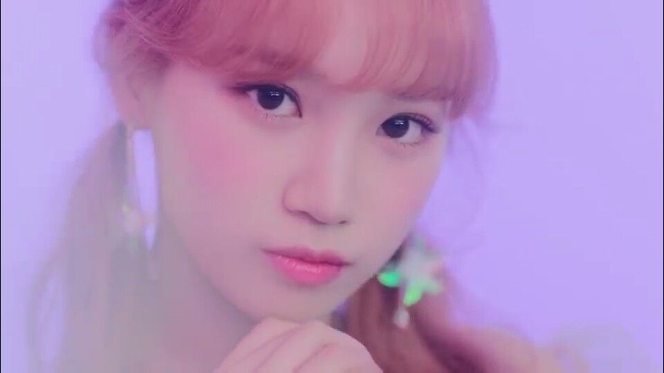 김채원 사진 모음 김채원 사진 모음