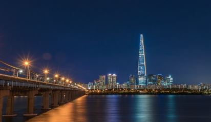 한국 잠실타워가 보이는 한강뷰 사진