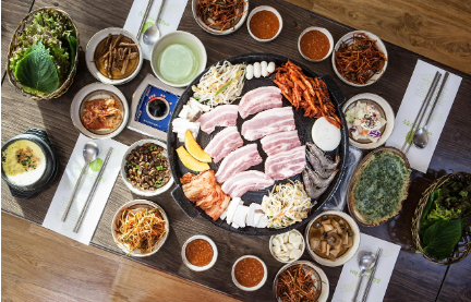 &ldquo;서비스입니다&rdquo; 한국만의 무료 추가 문화 특징