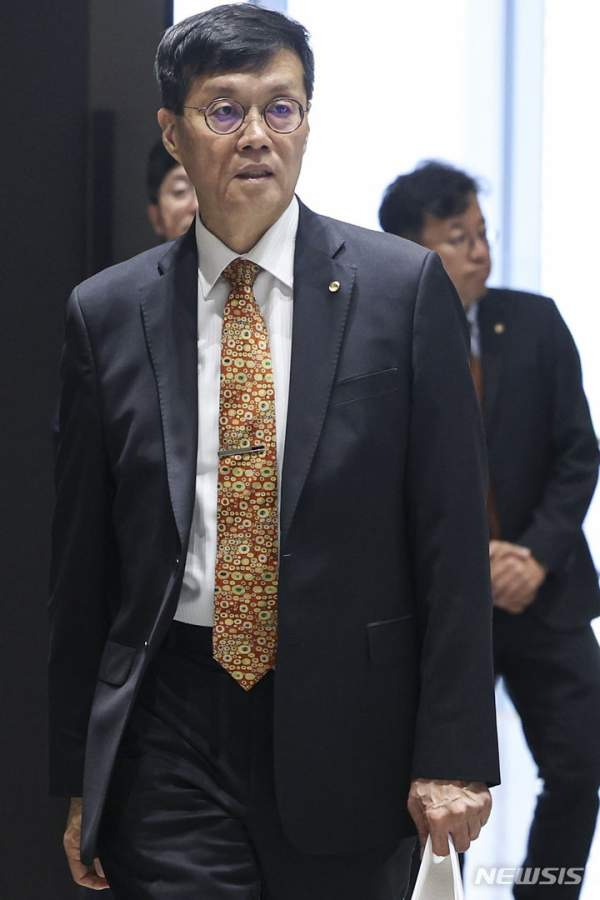 이창용 한은 총재 프로필