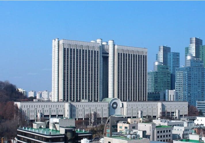 NCT 전 멤버, 특수준강간 혐의로 법정에