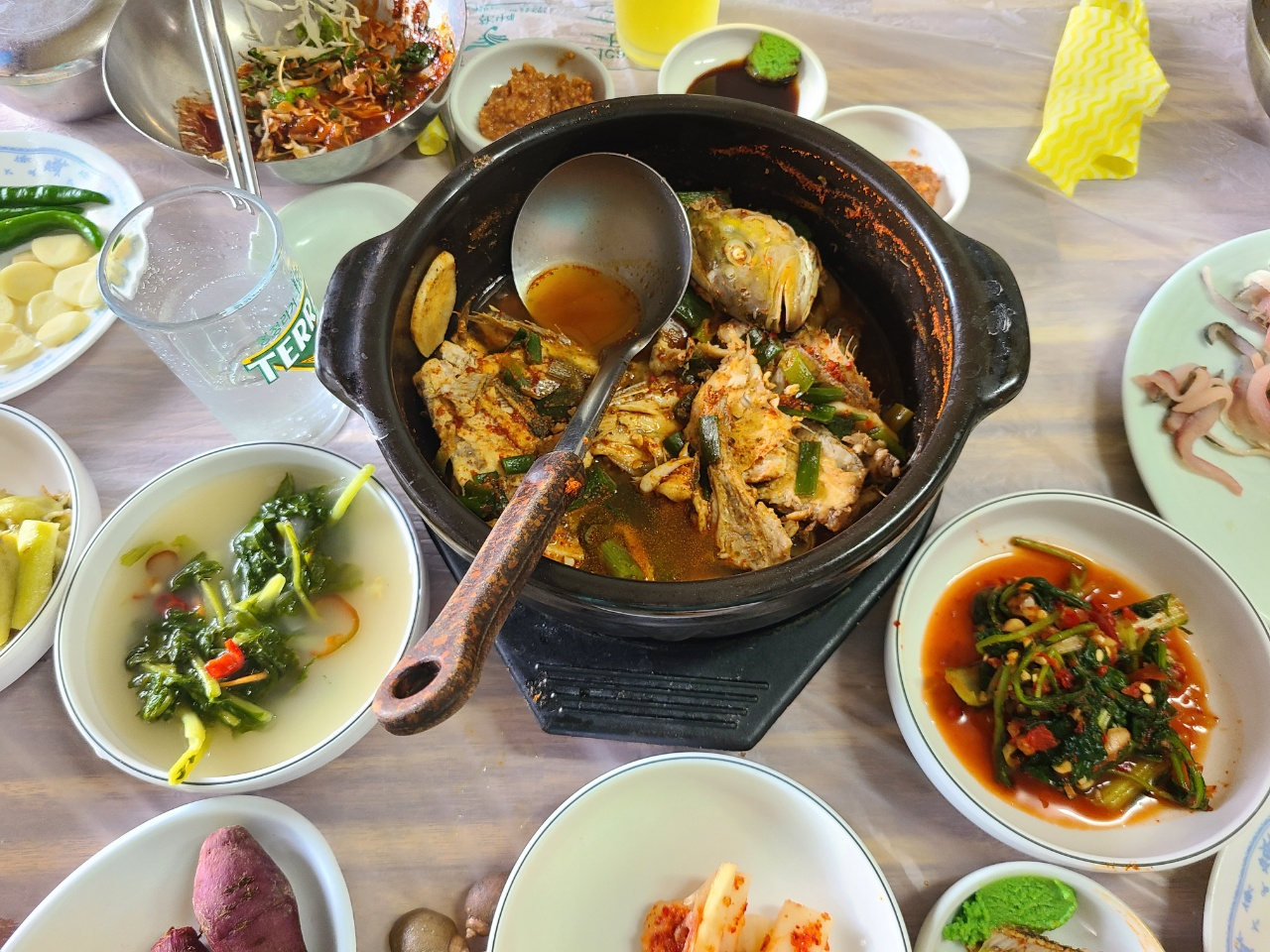 먹다가 찍은 매운탕 사진