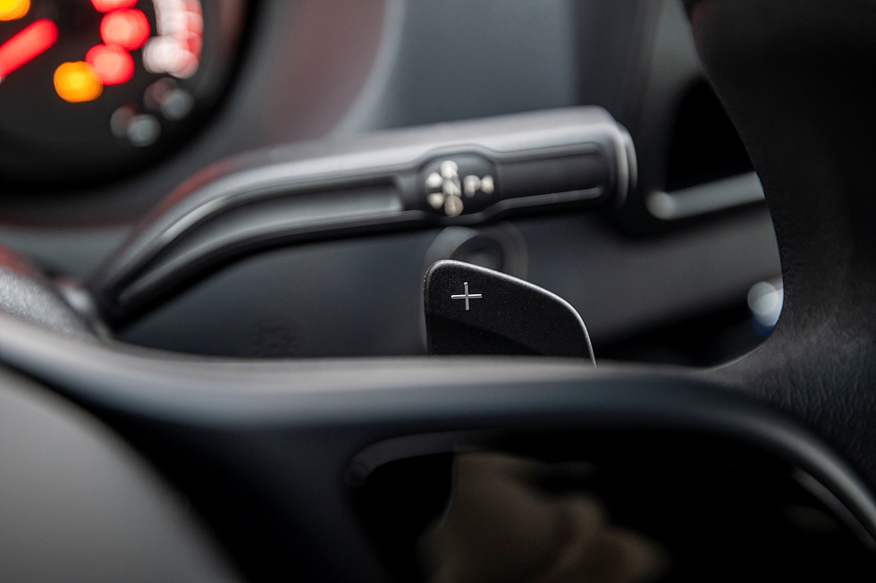 2020년형 벤츠 스프린터 실내 1열 패들 시프트 사진