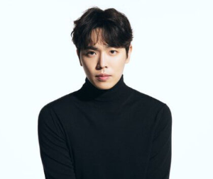 배우 이동하