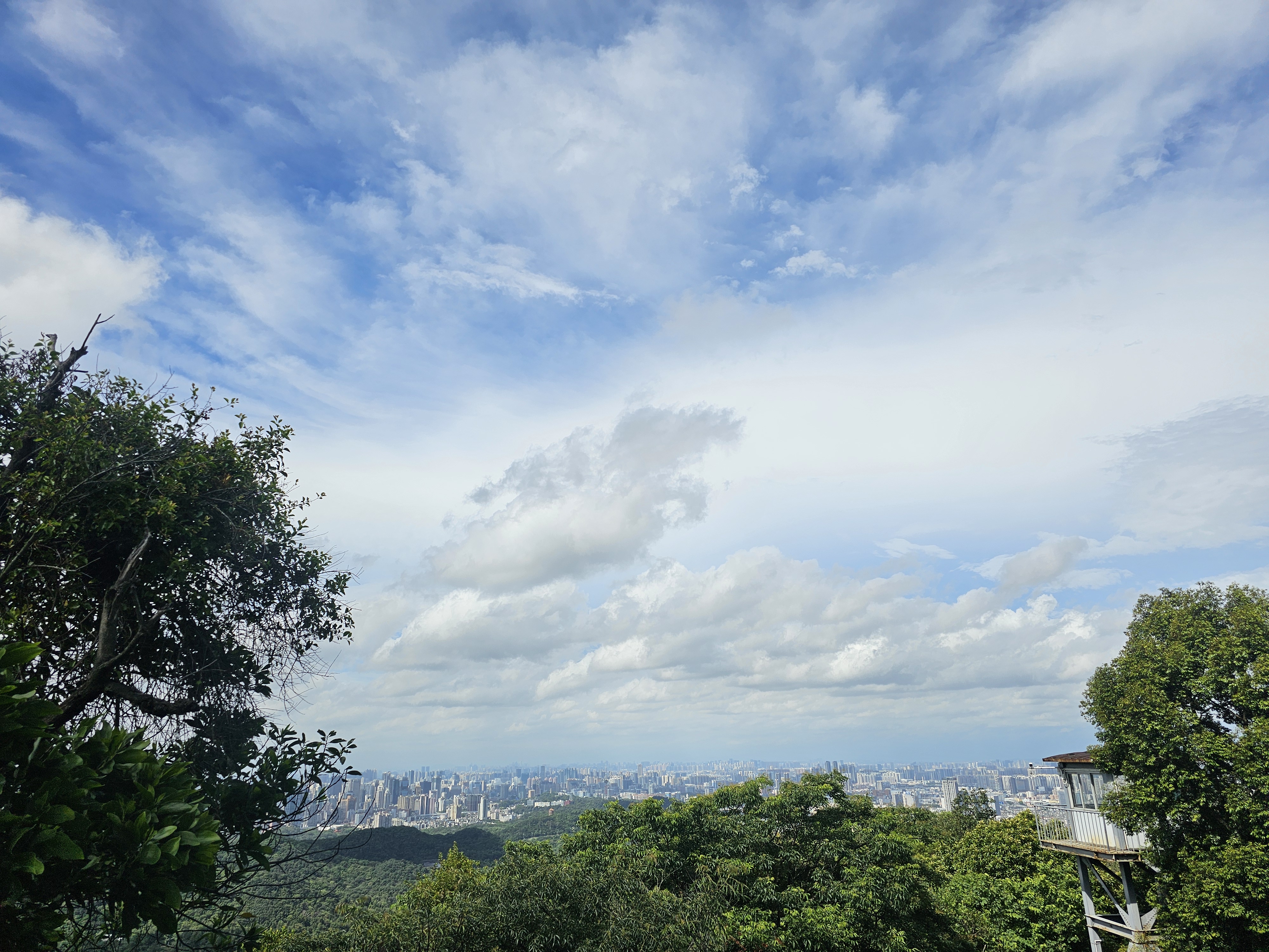 광저우 바이윈산 풍경모습