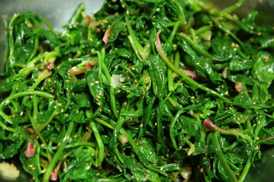 시금치무침 완성 모습