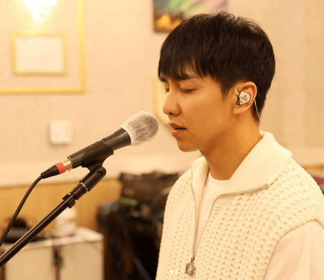 노래하는 이승기