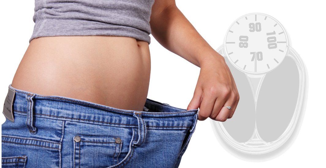 복부 지방 타파: 뱃살을 없애는 코어 운동 5가지