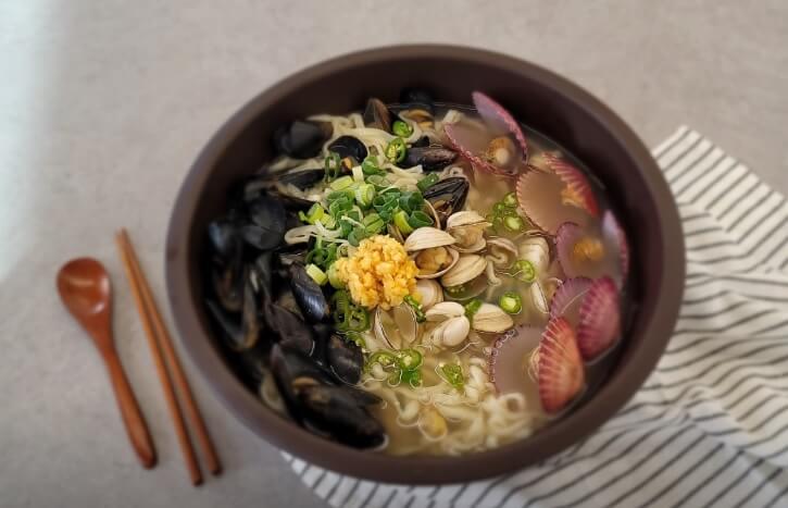 생생정보 장사의 신 수원 대왕 조개칼국수 맛집 조마담칼국수 수원행궁동본점