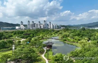 나는 빛나는 별처럼 느꼈습니다 한밭수목원 클레마티스 전시회 관람기_4