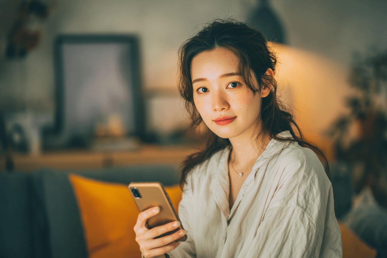 티빙을-이용중인-여성