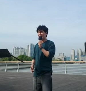 환해 가수 데뷔 및 활동