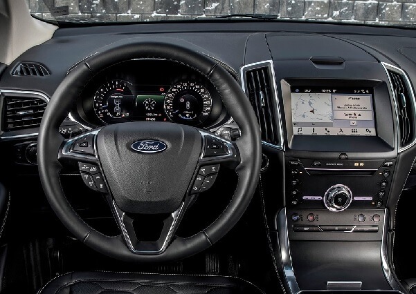 포드 엣지 실내