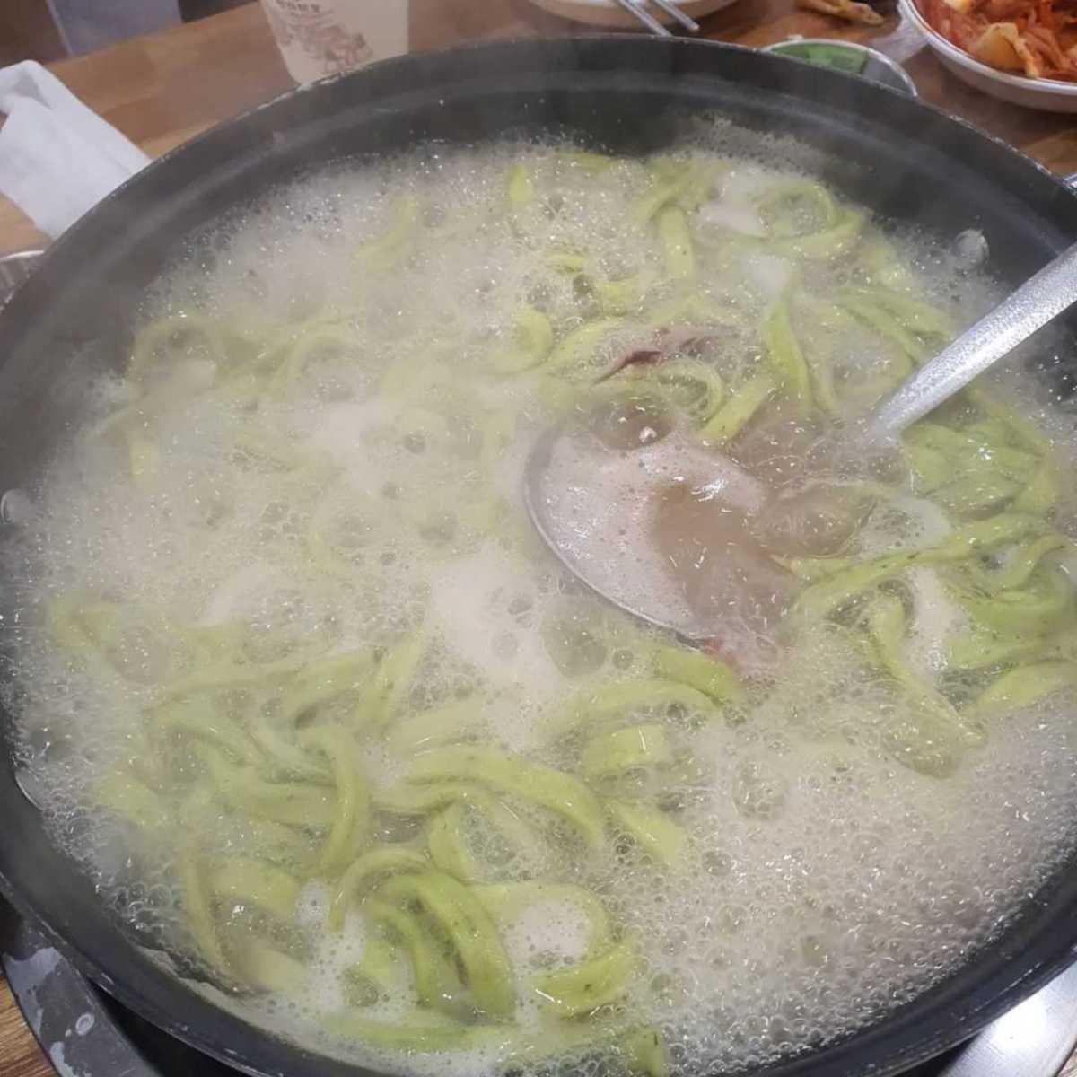 칼국수 맛집 TOP 5 (민규태해물칼국수)
