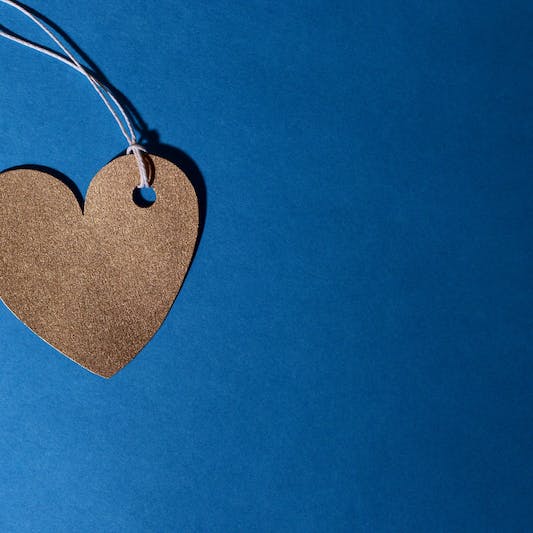 하트-모양의-종이