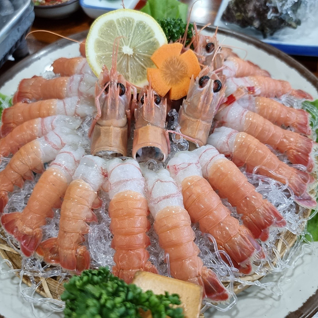 제주성산맛집베스 현지인추천제주도여행2,
바당집, 온더스톤 브런치카페, 떠돌이식객, 범식당, 지은이네밥상, 그리운바다성산포, 성산마씸, 고기다, 커큐민흑돼지,백록횟집