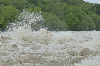 10호태풍 산산 경로 현재 위치