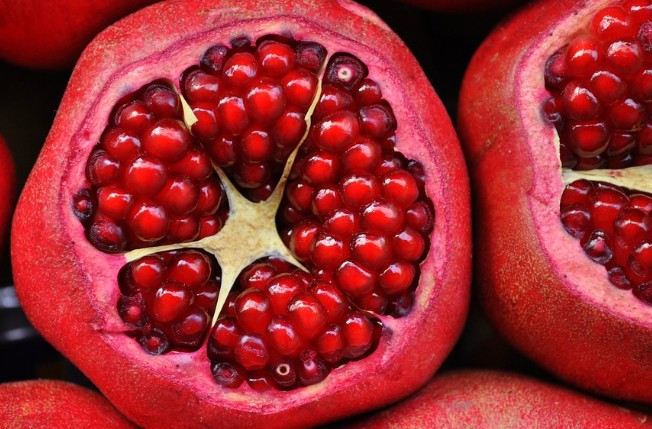 노화 방지에 좋은 음식(노화예방에 좋은 음식) - 물냉이, 카카오닙스, 사골곰탕, 석류, 엑스트라 버진 올리브 오일