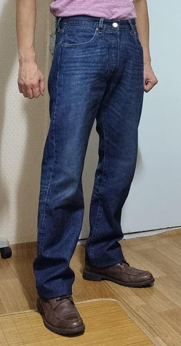 사진은 리바이스 501-2455 모델 착샷 사진입니다.