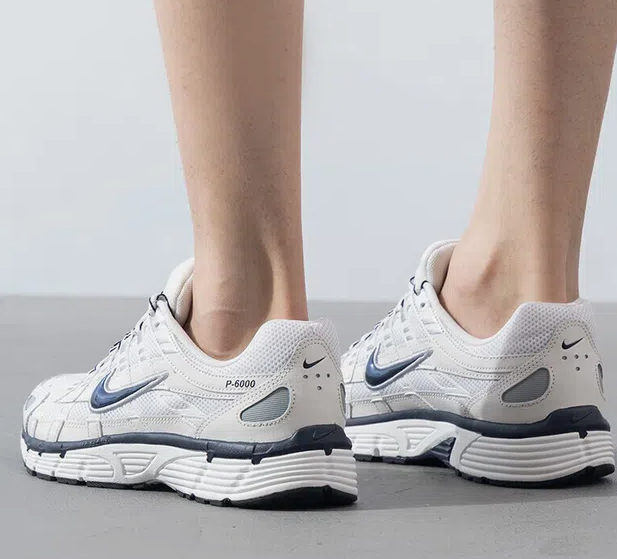 나이키 P6000 디자인