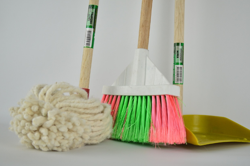 욕실 곰팡이 발생 원인과 효과적인 제거법